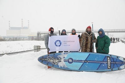 На Белоярской АЭС уральские сёрферы впервые в мире сплавились по водоотводящему каналу