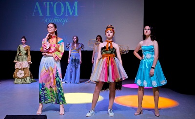 «Мода на атом»: в Десногорске прошёл модный показ при поддержке атомщиков