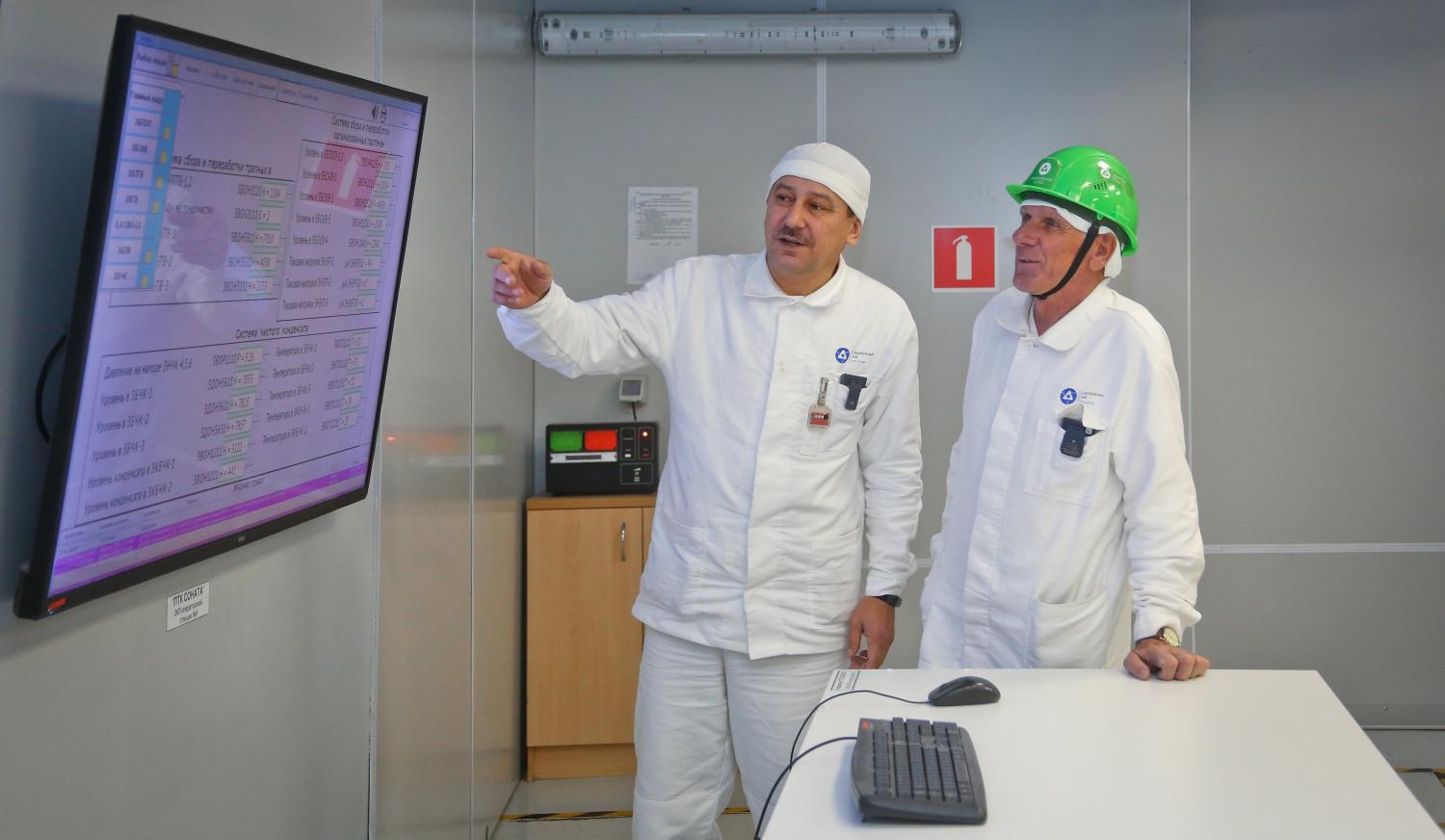 Ветераны-атомщики в рамках проекта «Связь поколений» побывали с экскурсией на Смоленской АЭС 