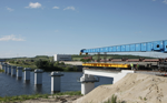 На площадке сооружения Курской АЭС-2 начался монтаж балок железнодорожного моста