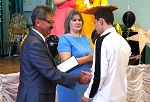 Директор «Смоленскатомэнергоремонта» вручил дипломы выпускникам Десногорского энергетического колледжа