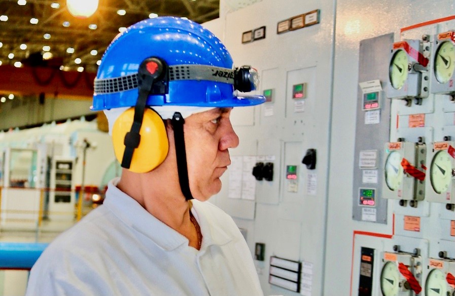Трое сотрудников Смоленской АЭС признаны лидерами Электроэнергетического дивизиона в развитии производственной системы Росатома