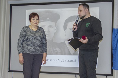 Работники Нововоронежской АЭС помогли вернуть семье фронтовика утерянный орден «Красной звезды»