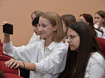 Волгодонские атомщики поздравили педагогов атомграда с Днем учителя, а лицей №24 - с юбилеем