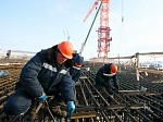 На стройплощадке Курской АЭС-2 завершился монтаж первого, не имеющего аналогов в России башенного крана для строительства энергоблоков ВВЭР-ТОИ