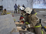 Спасатели пожарной части №8 по охране Курской АЭС показали лучший результат среди курян в общероссийских соревнованиях пожарных команд