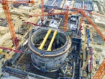 Курская АЭС-2: в здании реактора первого энергоблока приступили к монтажу полярного крана