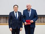 Сотрудник Ленатомэнергоремонта награжден почетным знаком «Заслуженный работник атомной промышленности Российской Федерации»