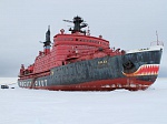 «Колатомэнергоремонт» восстановил фирменную окраску российского атомного ледокола «Ямал»
